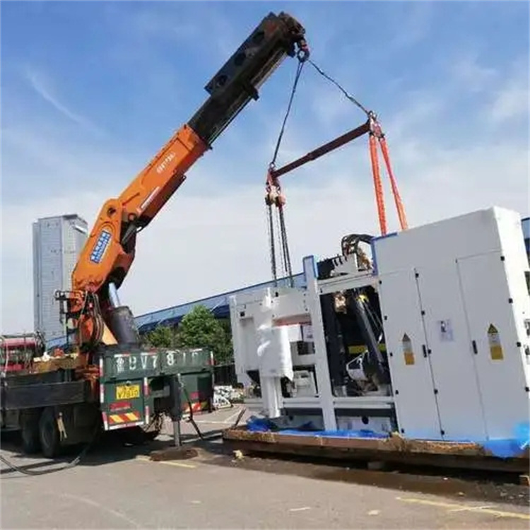 博厚镇附近小吊车联系方式|8-16吨|本地及时服务